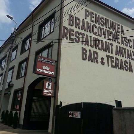 Pensiunea Brancoveneasca Cîmpulung Kültér fotó