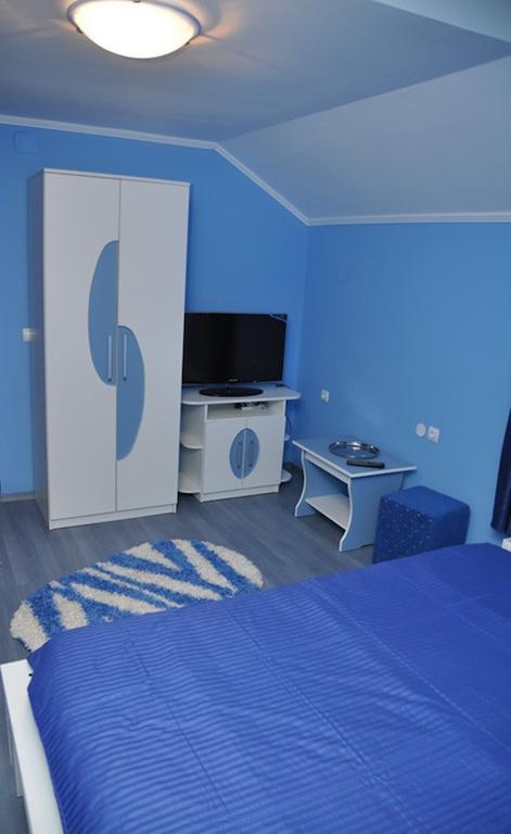 Pensiunea Brancoveneasca Cîmpulung Szoba fotó